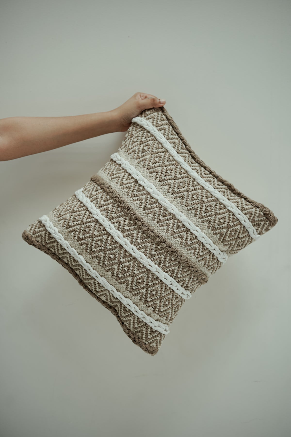 Kafe Handwoven Cushion Cover – ATMAH, view 3
